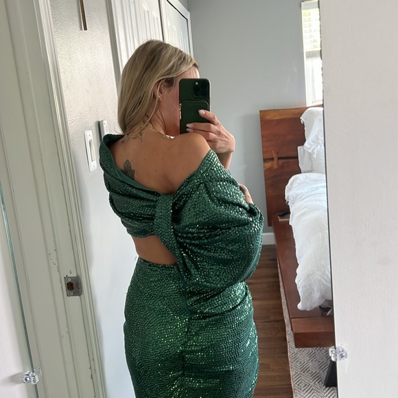 NEVER WORN * ASOS Emerald Green Sequin Dress - Picture 3 of 6
